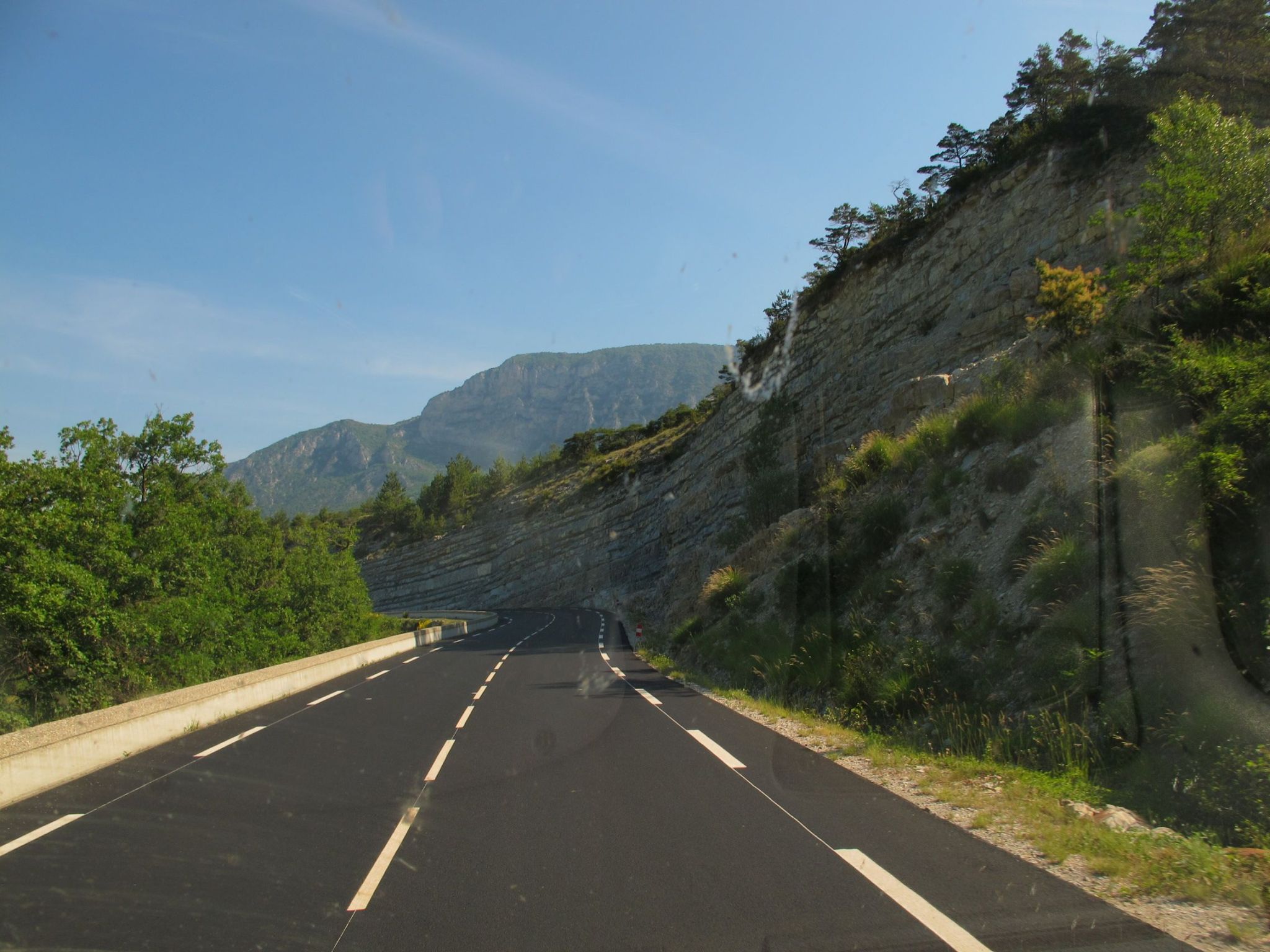Someone should have cleaned the windscreen...