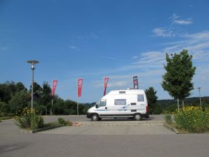 Vor der großen Urlaubswelle: Frühstück beim Dinzler