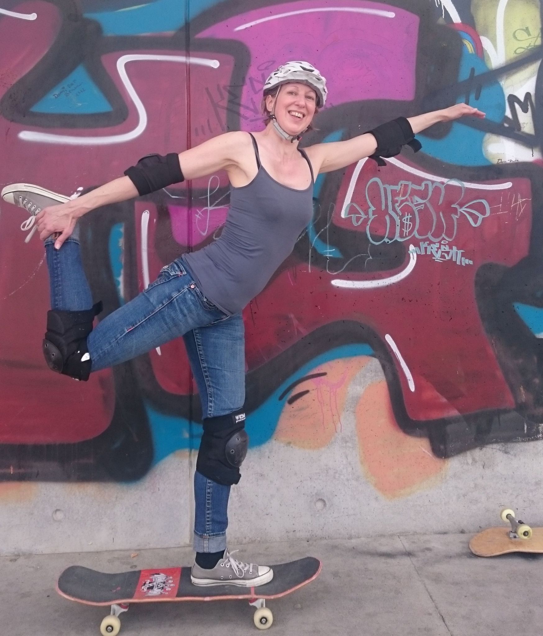 Skateyoga #skateyoga skateboard yoga