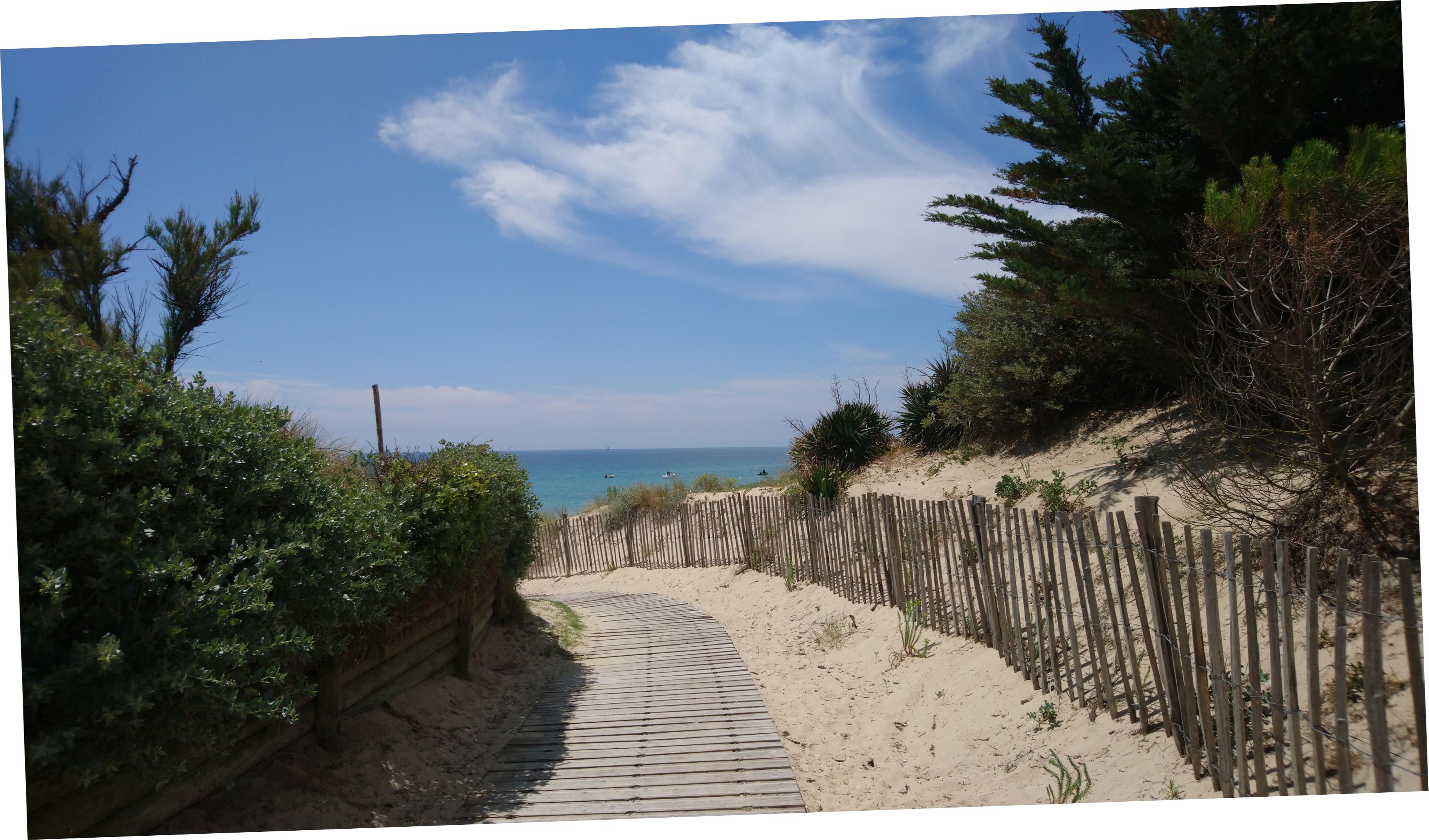 Beach Life at La Couarde sur Mer – France 2021, Part 4 | Travelhector