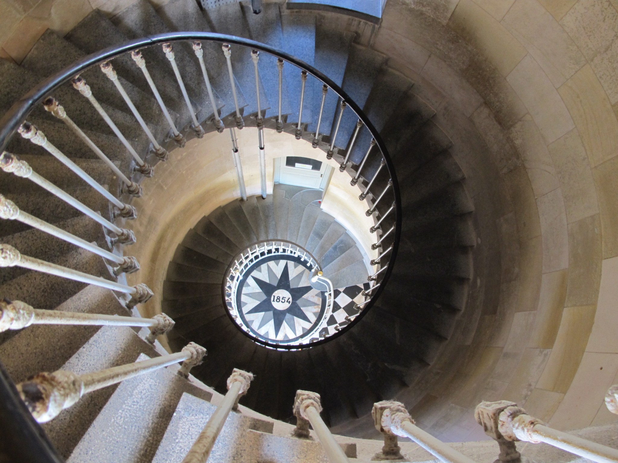 #pharedebaleines #staircase #iledere